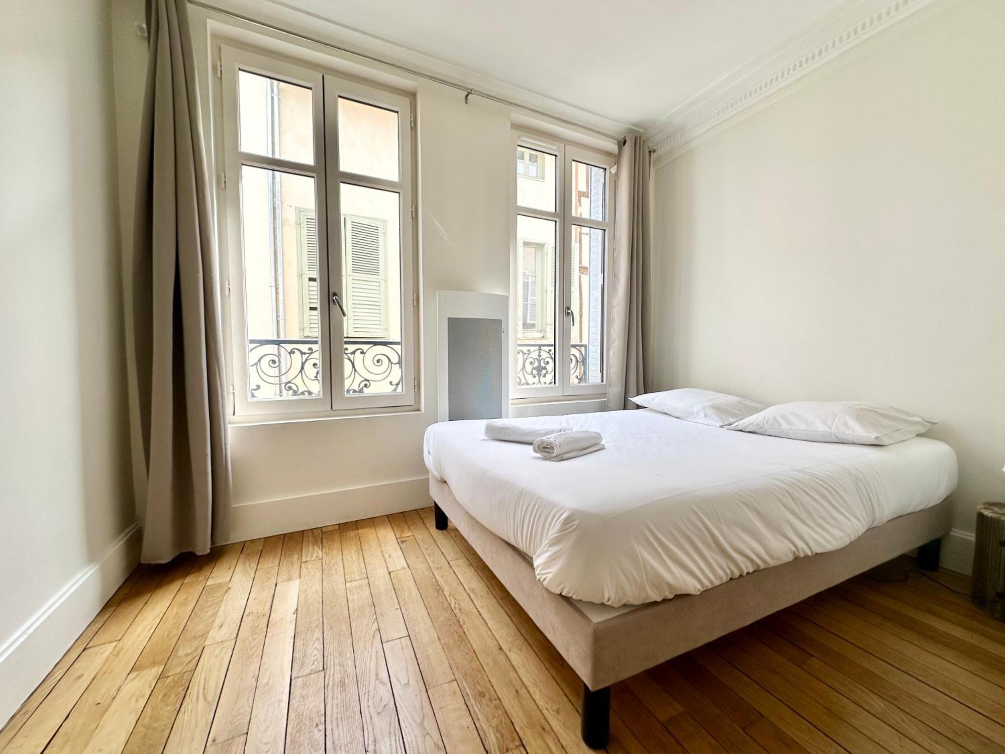 Апартаменты L'Haussmannien, Splendide Et Lumineux Лимож Экстерьер фото